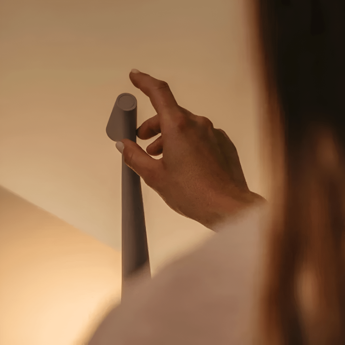 Minimalist LED Table Lamp with Touch Dimmer, Wireless Design - Home by Lorena