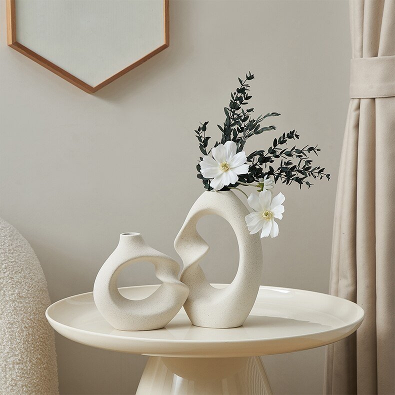 Set of Two Textured Ceramic Vases in Nordic Style - Home by Lorena
