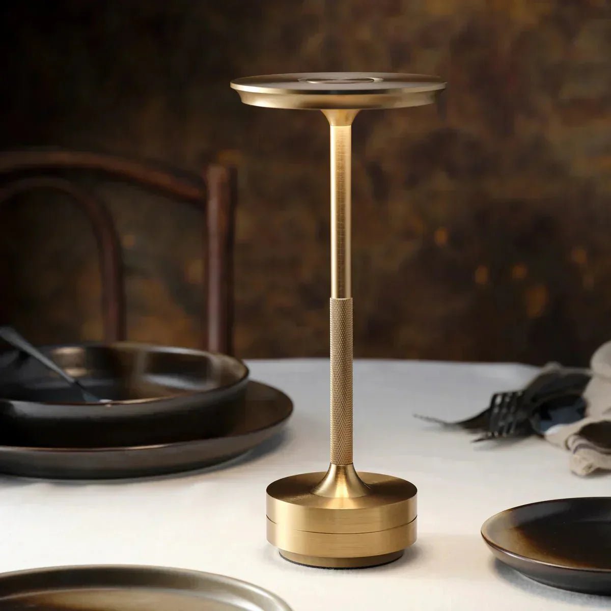 Wireless Table Lamp with Aluminium Frame and Acrylic Shade - Home by Lorena